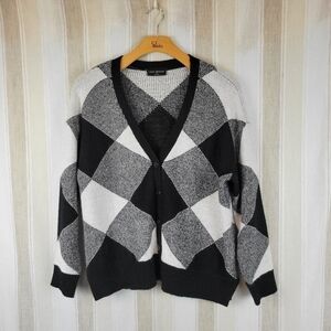 Lane Bryant Knit Cardigan Sweater Plaid Black‎ White Size 14/16
